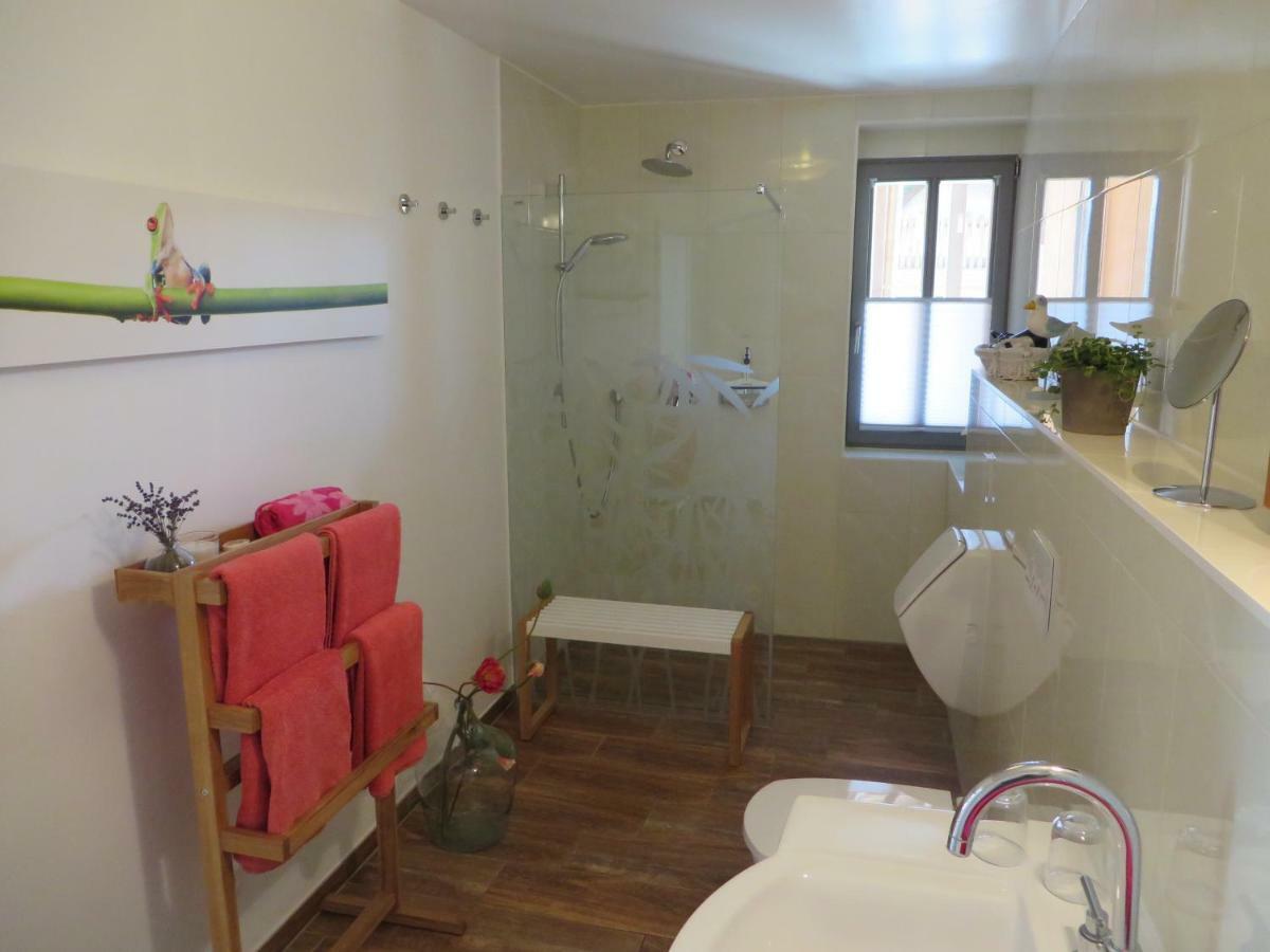 Privatzimmer Othmarsweg Νάουμπουργκ Εξωτερικό φωτογραφία